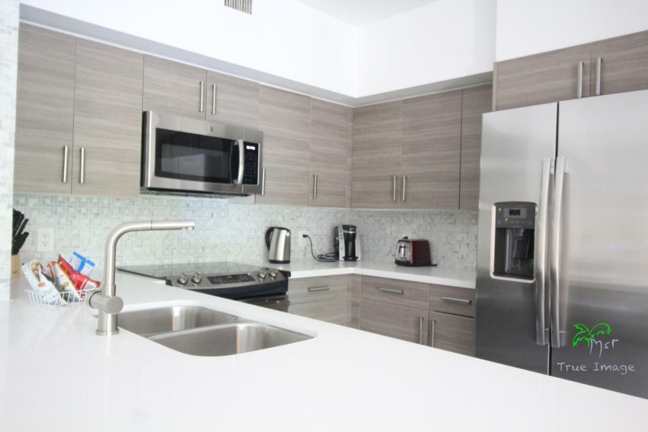 דירות Yacht Club At Aventura 2 Bed 2 Bath Luxurius Cozy Brand New מראה חיצוני תמונה