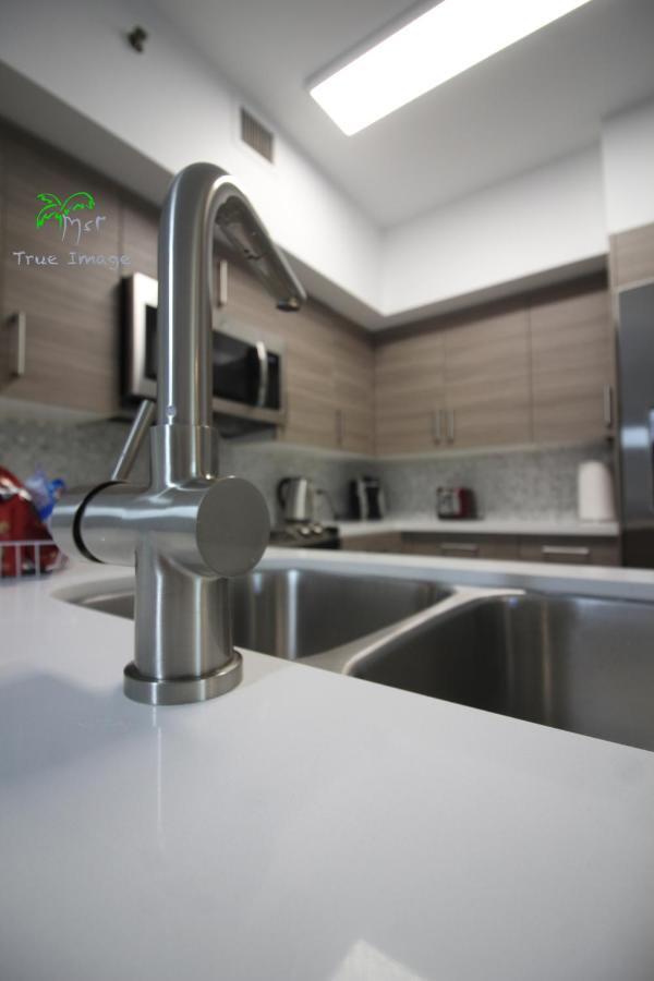 דירות Yacht Club At Aventura 2 Bed 2 Bath Luxurius Cozy Brand New מראה חיצוני תמונה